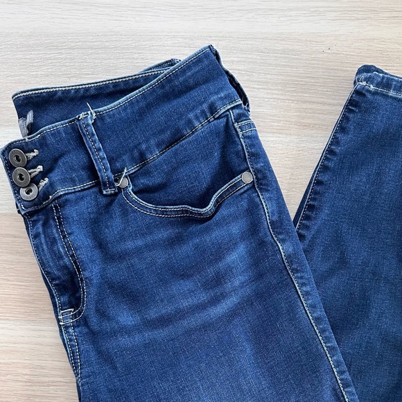 Women’s Torrid Jeans - Picture 2 of 3